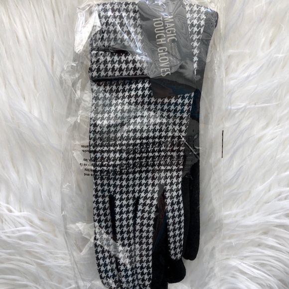 Black & White Houndstooth Touchscreen Gloves NWT - Picture 3 of 3